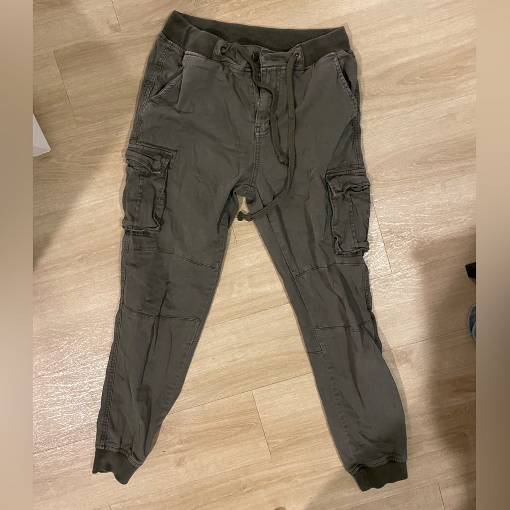 Army green cargo pants